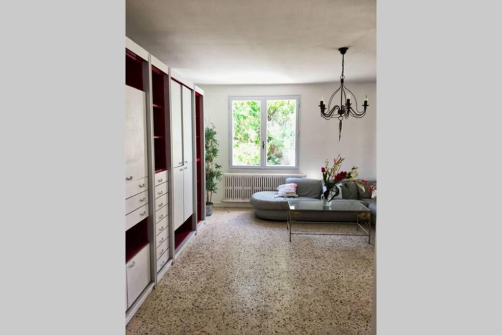 Villa Calme, Climatisee, Piscine, A 2 Pas Du Centre איל-סור-לה-סורג מראה חיצוני תמונה